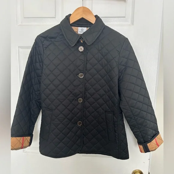 Burberry Black Quilted Puffer Jacket - Picture 4 of 17